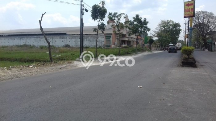 Kavling Tanah di Purwokerto Selatan Dijual Luas 15559m2 Legalitas SHM Kavling Tanah di Purwokerto Selatan Dijual Luas 15559m2 Legalitas SHM