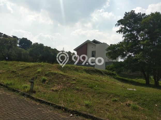 Tanah di Ciputat, Luas 300m², Lokasi Strategis, Kawasan Asri Tanah di Ciputat, Luas 300m², Lokasi Strategis, Kawasan Asri