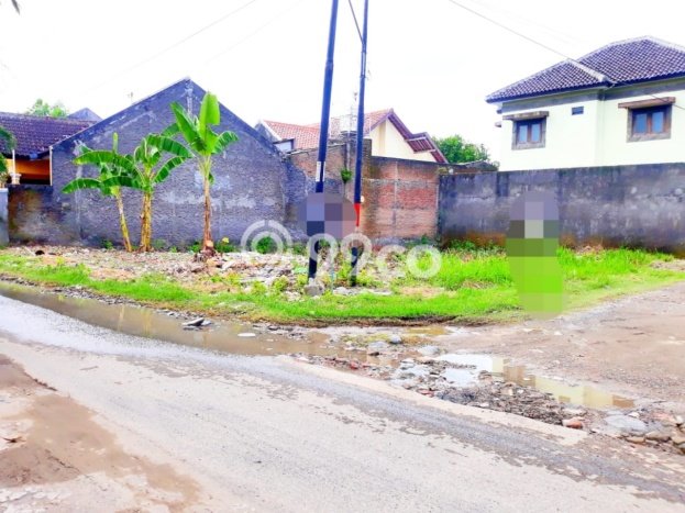 Tanah di Banjarsari, Surakarta Luas 353m2 Dijual Segera Tanah di Banjarsari, Surakarta Luas 353m2 Dijual Segera
