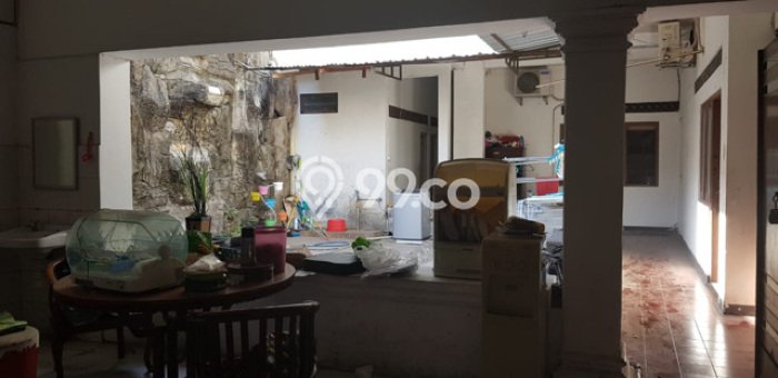 Bangunan hitung tanah lokasi strategis dekat matahari singosaren solo Bangunan hitung tanah lokasi strategis dekat matahari singosaren solo