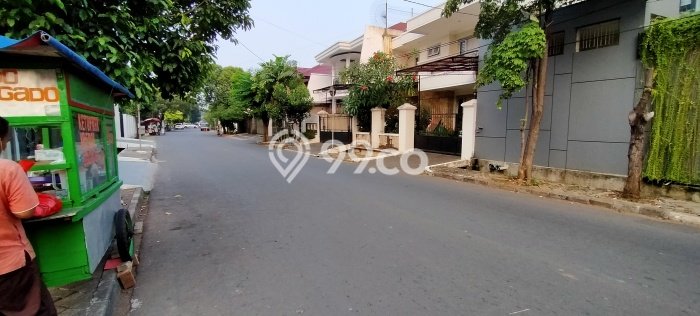 Tanah Dijual Lokasi Strategis di Jakarta Barat dengan Luas 502m2 Tanah Dijual Lokasi Strategis di Jakarta Barat dengan Luas 502m2