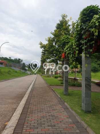 Tanah Kavling Dijual di Setra Duta, Bandung dengan Luas Tanah 607m2 Tanah Kavling Dijual di Setra Duta, Bandung dengan Luas Tanah 607m2