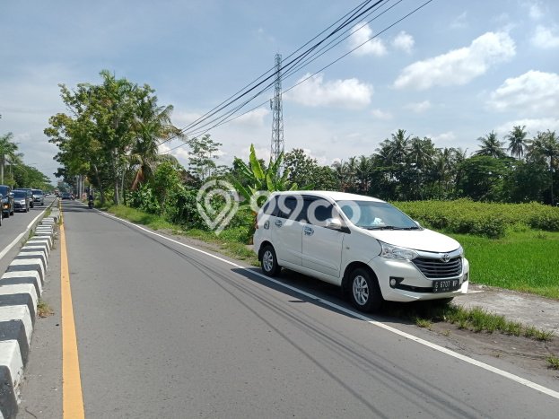 Tanah Potensial di Kasihan, Luas 2400m2m², Pinggir Jalan Tanah Potensial di Kasihan, Luas 2400m2m², Pinggir Jalan