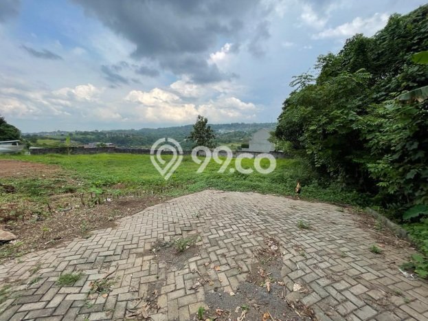 Tanah Dijual Lokasi Strategis di Semarang dengan Luas 1593m2 Tanah Dijual Lokasi Strategis di Semarang dengan Luas 1593m2