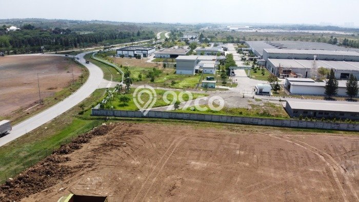 Kavling Tanah Dijual di Karawang Barat Karawang Spesifikasi 142000m2 Kavling Tanah Dijual di Karawang Barat Karawang Spesifikasi 142000m2