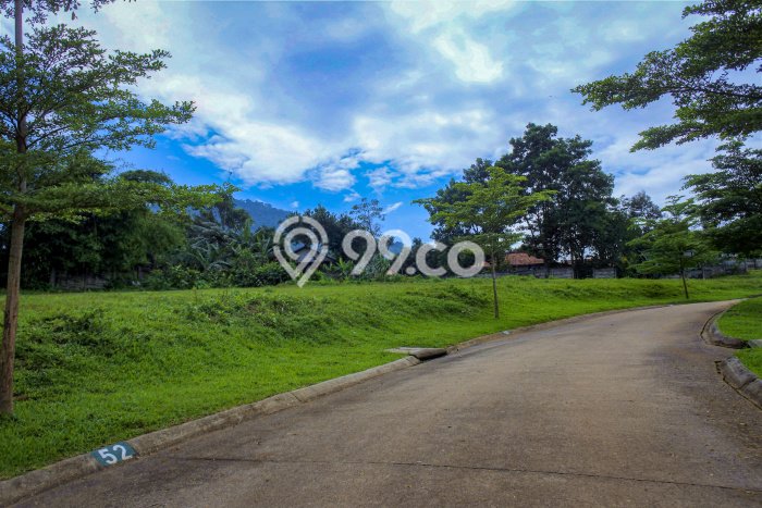 HARGA MENARIK! Tanah di , Luas 292m2m², Lingkungan Asri HARGA MENARIK! Tanah di , Luas 292m2m², Lingkungan Asri