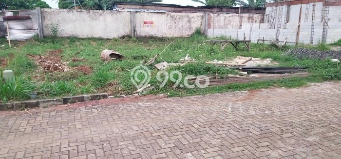 Tanah Dijual Lokasi Strategis di Jakarta Selatan dengan Luas 105m2 Tanah Dijual Lokasi Strategis di Jakarta Selatan dengan Luas 105m2