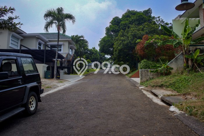 LOKASI STRATEGIS! Tanah di , Luas 551m2m², Area Asri, Cocok untuk Investasi LOKASI STRATEGIS! Tanah di , Luas 551m2m², Area Asri, Cocok untuk Investasi