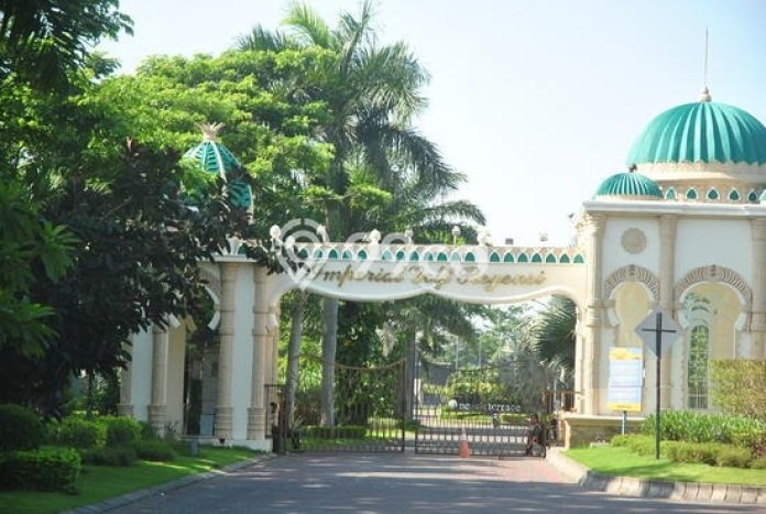 Tanah Dijual Lokasi Strategis di Surabaya dengan Luas 560m2 Tanah Dijual Lokasi Strategis di Surabaya dengan Luas 560m2