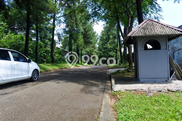 Dijual Tanah Kawasan , Luas 1792m2m², Kawasan Asri Dijual Tanah Kawasan , Luas 1792m2m², Kawasan Asri