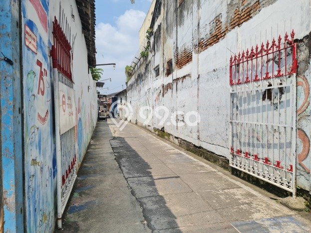 Lahan Strategis di Jebres Dijual dengan Luas 255m2 Lahan Strategis di Jebres Dijual dengan Luas 255m2
