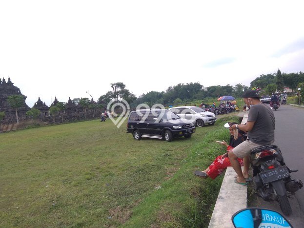 Tanah Strategis Dijual di Prambanan Klaten 428m2 Tanah Strategis Dijual di Prambanan Klaten 428m2