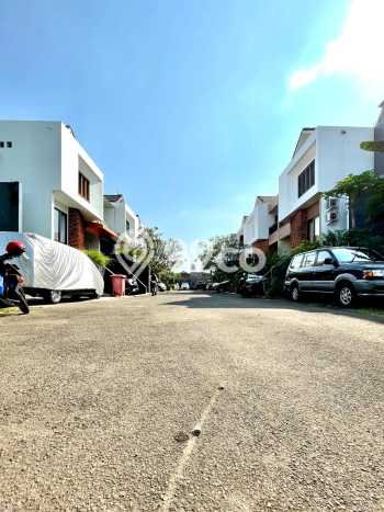 Tanah Kavling Dijual di Jakarta Selatan dengan Spesifikasi 270m2 Tanah Kavling Dijual di Jakarta Selatan dengan Spesifikasi 270m2
