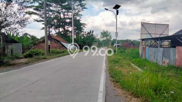 Lahan Dijual Lokasi Klaten Tengah, Klaten dengan Luas Tanah 1862m2 dan Status SHM Lahan Dijual Lokasi Klaten Tengah, Klaten dengan Luas Tanah 1862m2 dan Status SHM