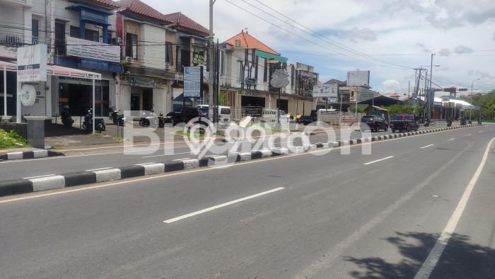 Tanah Dijual di Denpasar Seluas 240m2 Strategis Tanah Dijual di Denpasar Seluas 240m2 Strategis