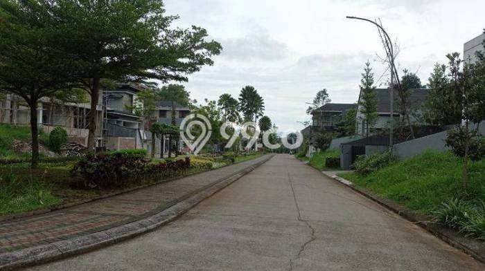 Tanah Dijual di Bandung Seluas 646m2 Strategis Tanah Dijual di Bandung Seluas 646m2 Strategis