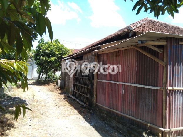 Tanah Dijual Lokasi Sleman, Sleman dengan Luas Tanah 465m2 dan Status SHM Tanah Dijual Lokasi Sleman, Sleman dengan Luas Tanah 465m2 dan Status SHM