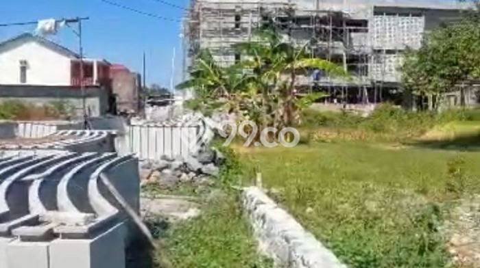 Tanah Lokasi Potensial Kawasan Jebres, Luas 216m², Akses ke Fasilitas Umum, Dekat Jebres, Solo, Solo Tanah Lokasi Potensial Kawasan Jebres, Luas 216m², Akses ke Fasilitas Umum, Dekat Jebres, Solo, Solo