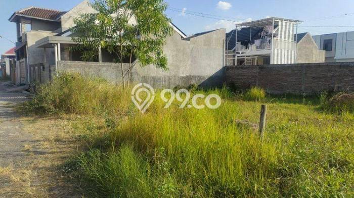 LOKASI STRATEGIS! Tanah di Kartosuro, Luas 110m², Kawasan Berkembang, Cocok untuk Hunian LOKASI STRATEGIS! Tanah di Kartosuro, Luas 110m², Kawasan Berkembang, Cocok untuk Hunian