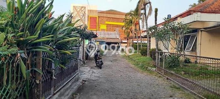 Lahan Dijual Lokasi Strategis di Jakarta Selatan dengan Luas 2000m2 Lahan Dijual Lokasi Strategis di Jakarta Selatan dengan Luas 2000m2