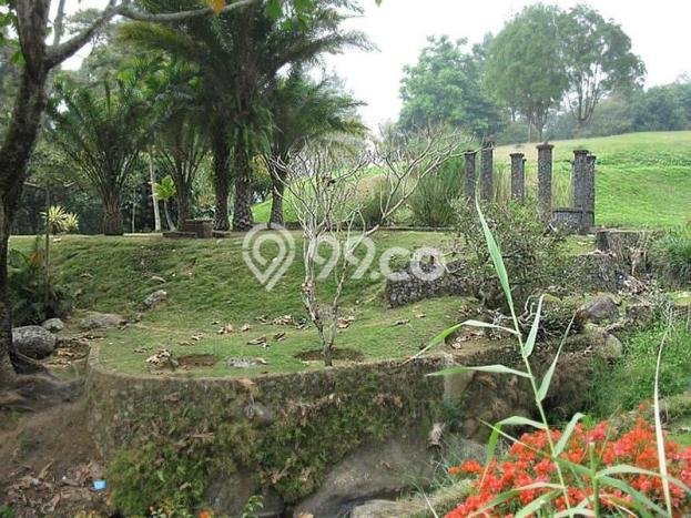 TANAH PROSPEKTIF! Tanah Kawasan , Luas 2200m2m², Akses Strategis TANAH PROSPEKTIF! Tanah Kawasan , Luas 2200m2m², Akses Strategis