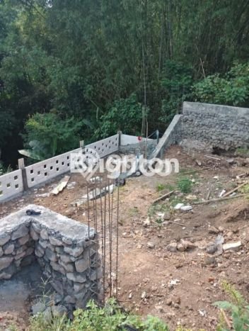 Tanah Dijual di Malang Seluas 408m2 Strategis Tanah Dijual di Malang Seluas 408m2 Strategis