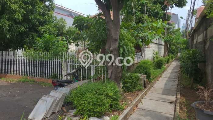 Untuk Dijual Tanah di Jakarta Timur, Luas 303m2 SHM Untuk Dijual Tanah di Jakarta Timur, Luas 303m2 SHM