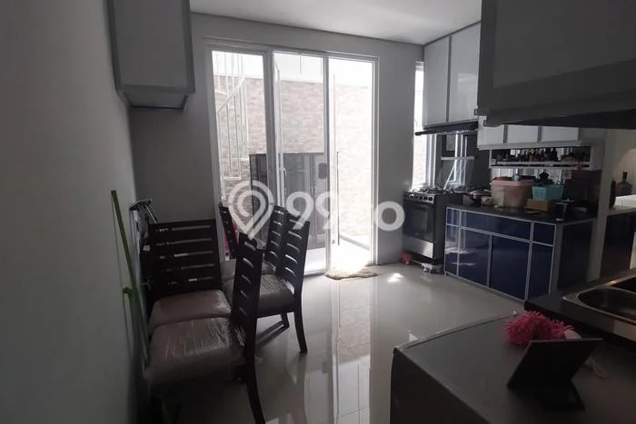 For Sale Rumah Elit Exclusive di Wiyung, Surabaya For Sale Rumah Elit Exclusive di Wiyung, Surabaya
