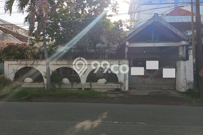 Hunian Eksklusif Dijual LT 287m2 di Gubeng, Surabaya Hunian Eksklusif Dijual LT 287m2 di Gubeng, Surabaya