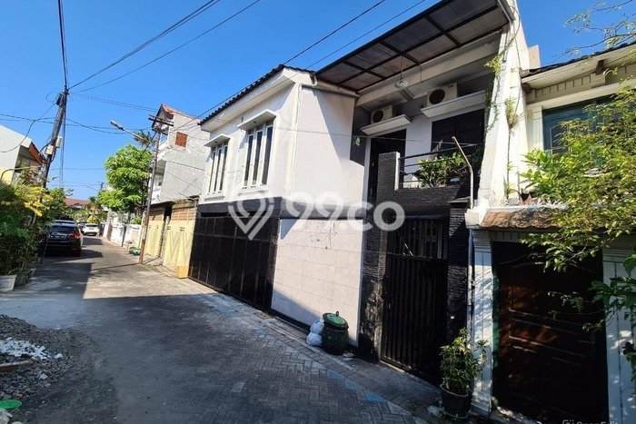 Hunian Mewah Siap Huni LT 150m2 di Dukuh Pakis, Surabaya Hunian Mewah Siap Huni LT 150m2 di Dukuh Pakis, Surabaya