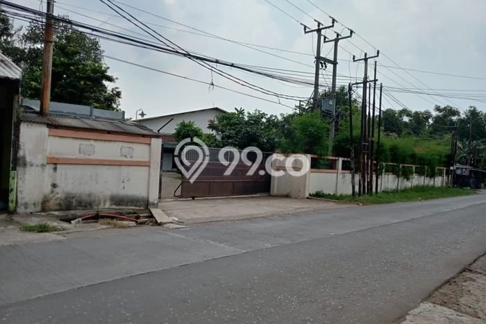 Pabrik Dijual di Cibitung Bekasi dengan Luas Bangunan 2000m2 Pabrik Dijual di Cibitung Bekasi dengan Luas Bangunan 2000m2