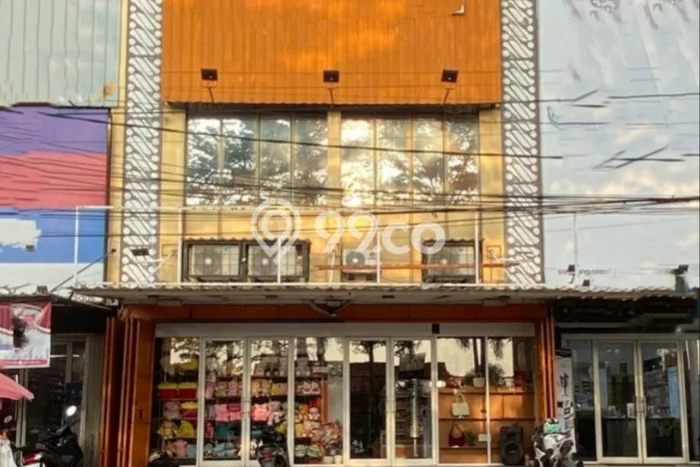 Ruko Dijual di Bekasi LT 104m2 & LB 333m2 Lokasi Terbaik! Ruko Dijual di Bekasi LT 104m2 & LB 333m2 Lokasi Terbaik!