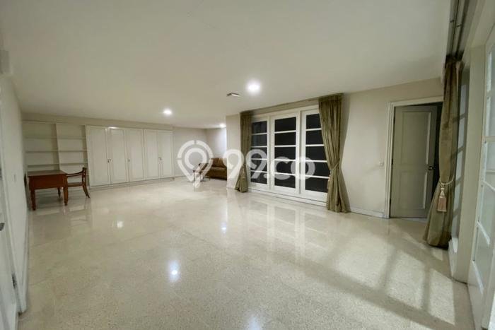 Rumah Modern Disewakan di Kebayoran Baru Jakarta Selatan Lokasi Sangat Strategis Rumah Modern Disewakan di Kebayoran Baru Jakarta Selatan Lokasi Sangat Strategis