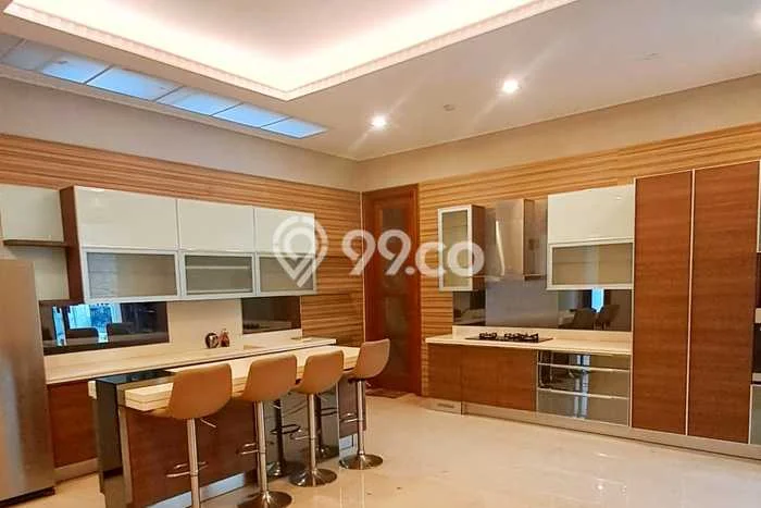Rumah sewa siap huni 6 KT di Pondok Indah, Jakarta Selatan Rumah sewa siap huni 6 KT di Pondok Indah, Jakarta Selatan