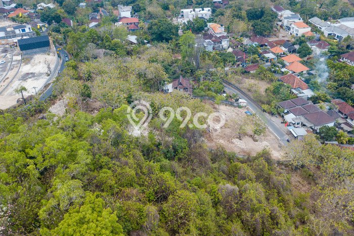 Tanah di Jimbaran, Luas 2000m², Area Potensial, Kawasan Nyaman Tanah di Jimbaran, Luas 2000m², Area Potensial, Kawasan Nyaman