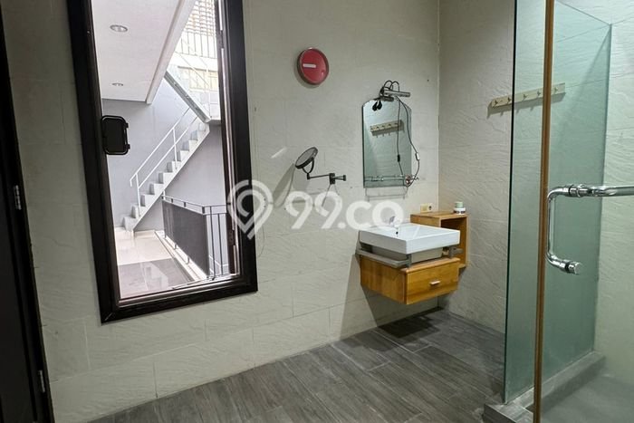 Rumah Luxury Modern Tanpa Renovasi di Pantai Indah Kapuk Jakarta Utara Rumah Luxury Modern Tanpa Renovasi di Pantai Indah Kapuk Jakarta Utara