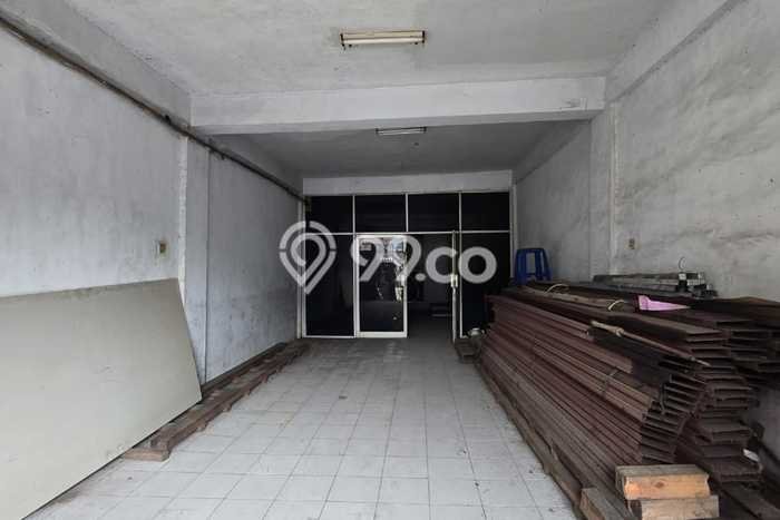 Unit Ruko Dijual di Jakarta Pusat LT 75m2 & LB 258m2 Unit Ruko Dijual di Jakarta Pusat LT 75m2 & LB 258m2