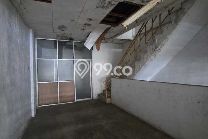 Unit Ruko Dijual di Jakarta Pusat LT 75m2 & LB 258m2 Unit Ruko Dijual di Jakarta Pusat LT 75m2 & LB 258m2