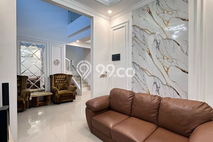 Jual Rumah Mewah Elegan Dengan View Cantik di Jatiwarna, Bekasi Jual Rumah Mewah Elegan Dengan View Cantik di Jatiwarna, Bekasi
