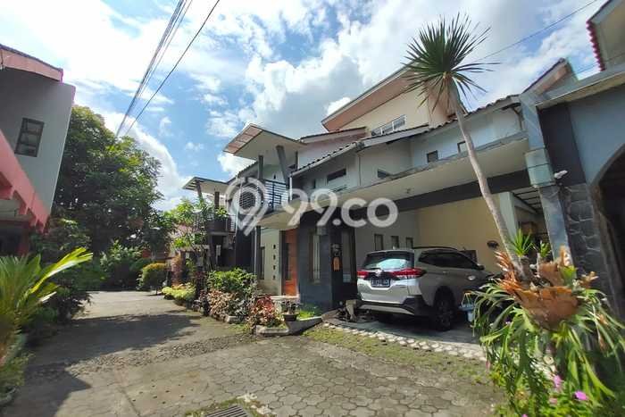 BEST DEAL! Rumah di Ngaglik, 4 KT, Dekat Pusat Kota, LT 200m² Bangunan 160m² BEST DEAL! Rumah di Ngaglik, 4 KT, Dekat Pusat Kota, LT 200m² Bangunan 160m²