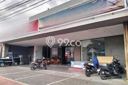Unit Ruko disewakan di Gondokusuman Yogyakarta dengan LT 980m2 / LB 1800m2 Unit Ruko disewakan di Gondokusuman Yogyakarta dengan LT 980m2 / LB 1800m2