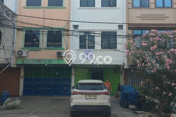 Disewakan Ruko di Kawasan Ramai Teluk Gong Luas 200m2 Disewakan Ruko di Kawasan Ramai Teluk Gong Luas 200m2