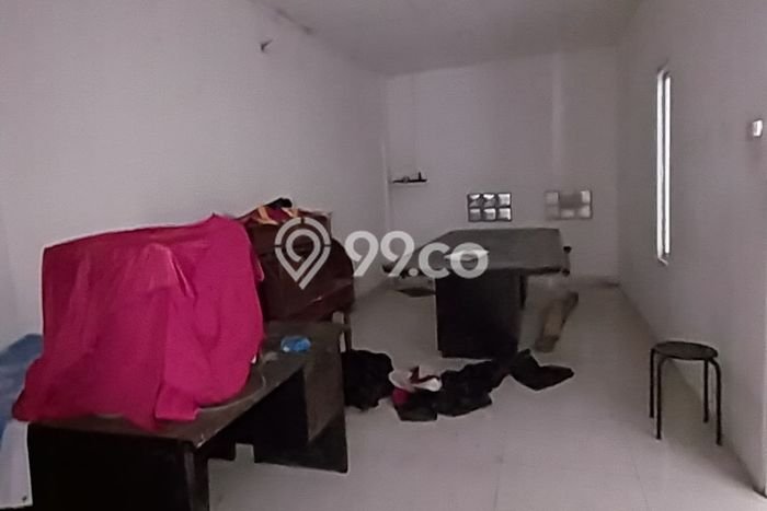 Unit Ruko Dijual di Ciputat Tangerang Selatan Luas Tanah 67m2, Luas Bangunan 200m2 Unit Ruko Dijual di Ciputat Tangerang Selatan Luas Tanah 67m2, Luas Bangunan 200m2