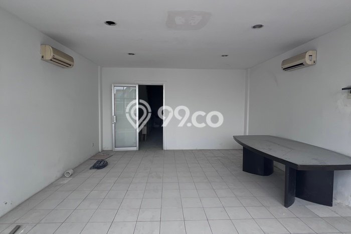 Disewakan Ruko di Pusat Kota Jakarta Barat Ramai Strategis Disewakan Ruko di Pusat Kota Jakarta Barat Ramai Strategis