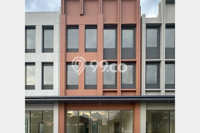 Unit Ruko Dijual di Jakarta Timur LT 160m2 & LB 387m2 Unit Ruko Dijual di Jakarta Timur LT 160m2 & LB 387m2