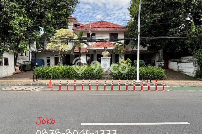 Kantor Dijual di Menteng LT 1046m2, LB 1200m2 Solusi Investasi Cerdas Kantor Dijual di Menteng LT 1046m2, LB 1200m2 Solusi Investasi Cerdas