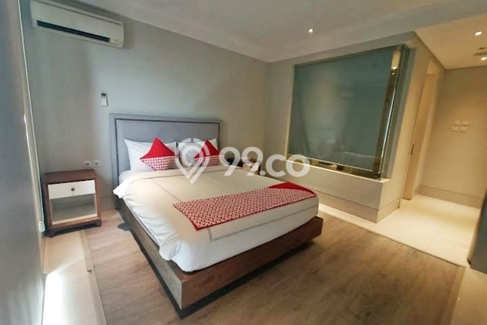 Unit Komersial Dijual di Jakarta Selatan LT 938m2 & LB 3336m2 Unit Komersial Dijual di Jakarta Selatan LT 938m2 & LB 3336m2
