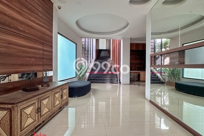 INVESTASI MENGUNTUNGKAN! Kantor di , Luas 2110m2m², Pusat Komersial INVESTASI MENGUNTUNGKAN! Kantor di , Luas 2110m2m², Pusat Komersial