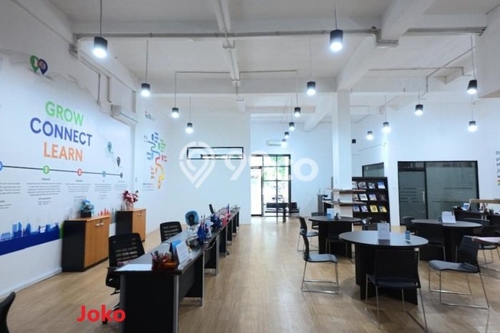 Kantor Dijual di Prime Area Jakarta Selatan Luas 1350m2 Kantor Dijual di Prime Area Jakarta Selatan Luas 1350m2