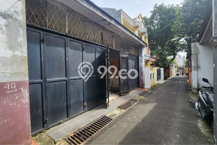 Gudang Dijual di Tebet Jakarta Selatan dengan LB 135m2 Gudang Dijual di Tebet Jakarta Selatan dengan LB 135m2